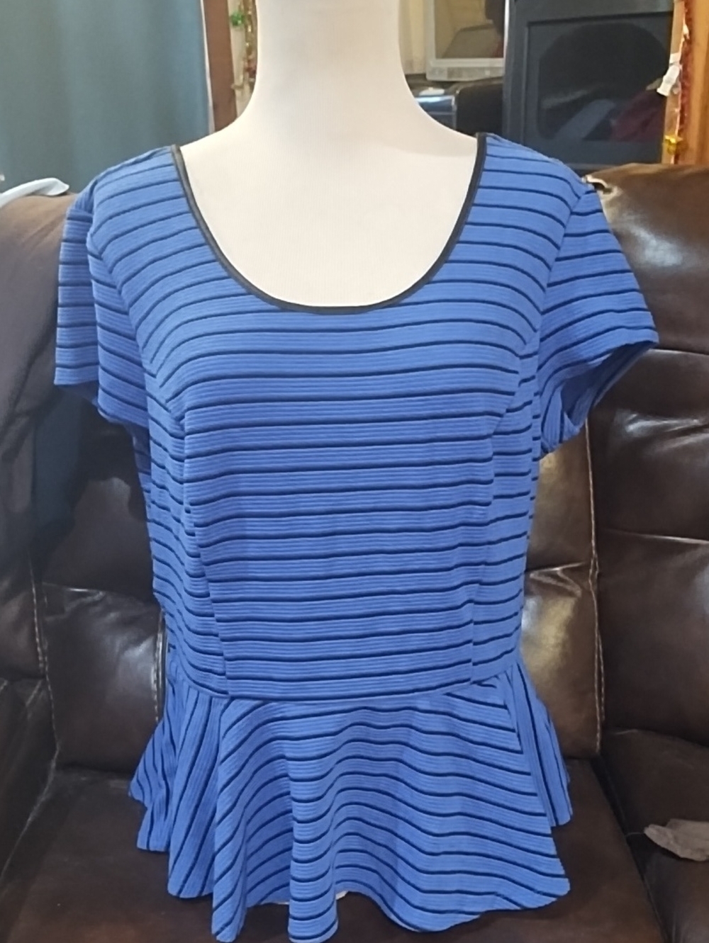 Xhilaration Blue Striped Peplum Scoop Neck Top
